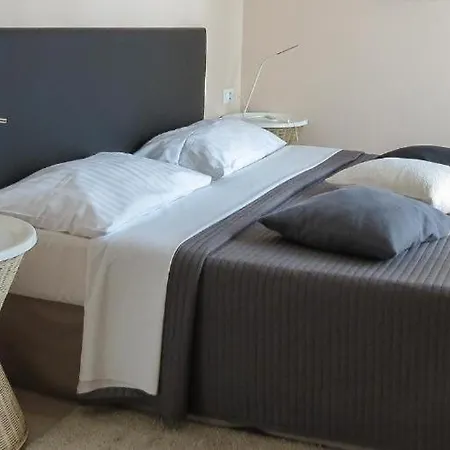 B&B In The Center
